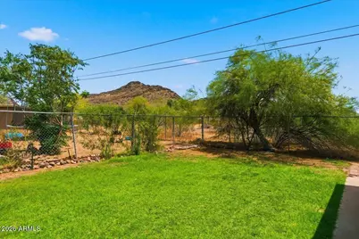 1321 E Carol Avenue #Apt 3, Phoenix, AZ 85020 - Photo 20