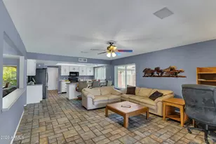 3110 W Tierra Buena Ln, Phoenix, AZ 85053 - Photo 6