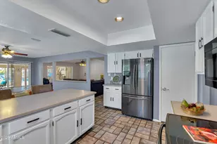 3110 W Tierra Buena Ln, Phoenix, AZ 85053 - Photo 8