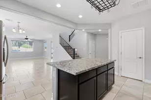 10319 W Rosewood Ln, Peoria, AZ 85383 - Photo 6