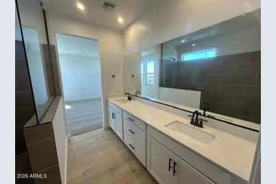 2122 W Desert View Drive, Phoenix, AZ 85041 - Photo 4