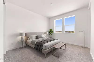 2122 W Desert View Drive, Phoenix, AZ 85041 - Photo 32