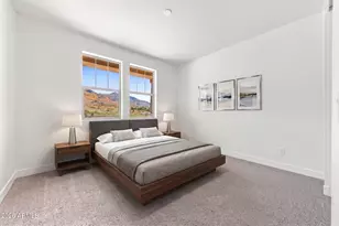 2122 W Desert View Dr, Phoenix, AZ 85041 - Photo 26