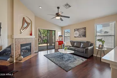 2520 W Oberlin Way, Phoenix, AZ 85085 - Photo 2
