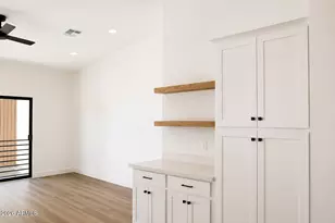 3715 N 31st St, Phoenix, AZ 85016 - Photo 4