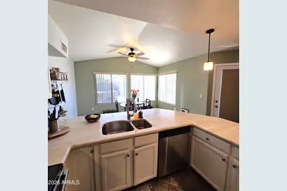 1734 E Pontiac Drive, Phoenix, AZ 85024 - Photo 10