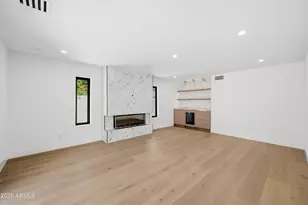 8157 E Del Capitan Dr, Scottsdale, AZ 85258 - Photo 12