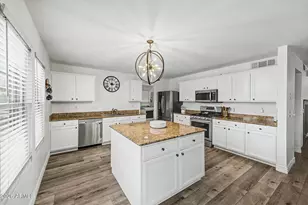 3131 W Molly Ln, Phoenix, AZ 85083 - Photo 8