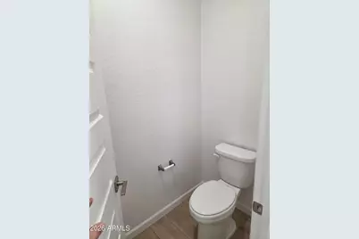 9730 S 11th Place S, Phoenix, AZ 85042 - Photo 24