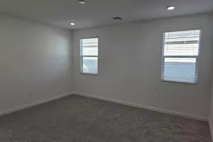 9730 S 11th Pl S, Phoenix, AZ 85042 - Photo 8