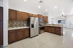 420 S 4th St, Avondale, AZ 85323 - Photo 6