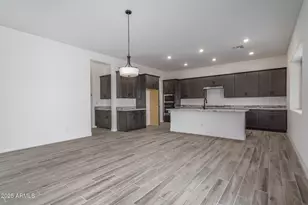 18575 W Sapium Way, Goodyear, AZ 85338 - Photo 12