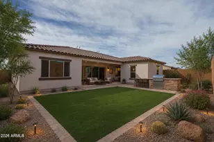 18575 W Sapium Way, Goodyear, AZ 85338 - Photo 6
