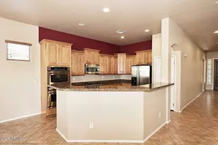 33207 N 24th Dr, Phoenix, AZ 85085 - Photo 10