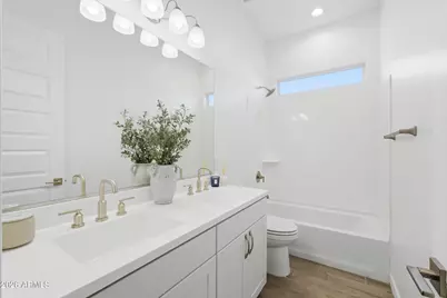 21718 N 58th Street, Phoenix, AZ 85054 - Photo 14