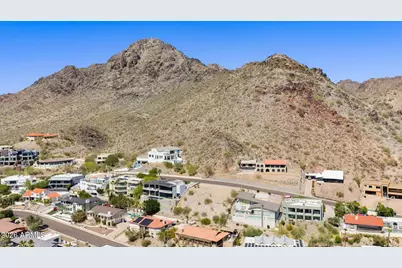 2236 E Cactus Wren Drive, Phoenix, AZ 85020 - Photo 14