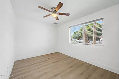 6907 W Palo Verde Drive, Glendale, AZ 85303 - Photo 18