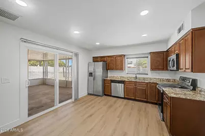 6907 W Palo Verde Drive, Glendale, AZ 85303 - Photo 10