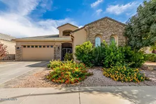193 E Cres Pl, Chandler, AZ 85249 - Photo 2