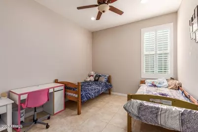 193 E Crescent Place, Chandler, AZ 85249 - Photo 18