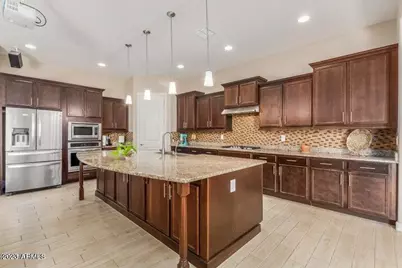 193 E Crescent Place, Chandler, AZ 85249 - Photo 6