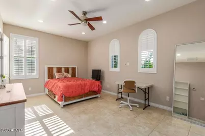 193 E Crescent Place, Chandler, AZ 85249 - Photo 14