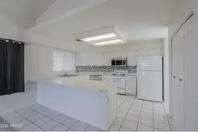 1862 N Center Avenue, Casa Grande, AZ 85122 - Photo 12