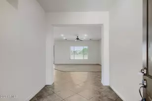 18188 W Paradise Ln, Surprise, AZ 85388 - Photo 4
