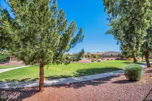 18188 W Paradise Ln, Surprise, AZ 85388 - Photo 24
