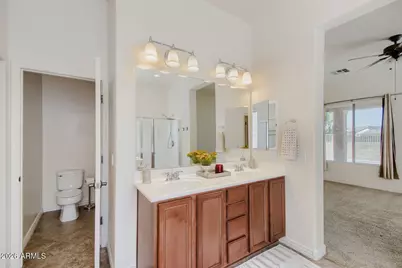 18188 W Paradise Lane, Surprise, AZ 85388 - Photo 14