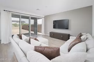 25557 N 76th Ln, Peoria, AZ 85383 - Photo 8