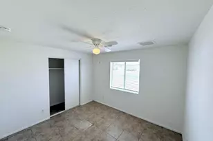 1614 N 72nd Ln, Phoenix, AZ 85035 - Photo 12