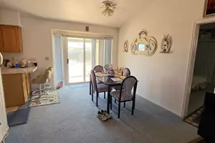 8241 W Cypress Point Cir, Arizona City, AZ 85123 - Photo 4