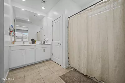 40010 W Cahill Drive, Maricopa, AZ 85138 - Photo 12