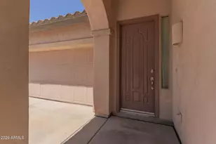 12096 W Eagle Ridge Ln, Peoria, AZ 85383 - Photo 2