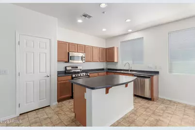 12096 W Eagle Ridge Lane, Peoria, AZ 85383 - Photo 10