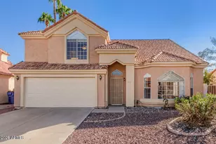 819 W Kyle Ct, Gilbert, AZ 85233 - Photo 2