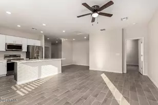 10366 W Bradshaw Dr, Arizona City, AZ 85123 - Photo 6