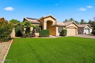 729 N Ocotillo Ln, Gilbert, AZ 85233 - Photo 4