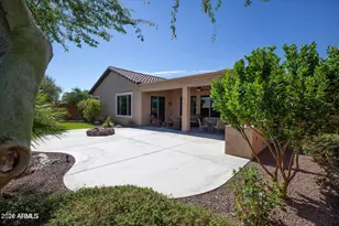 27154 W Tonopah Dr, Buckeye, AZ 85396 - Photo 2