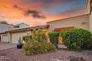 2631 E Beekman Pl, Phoenix, AZ 85016 - Photo 4
