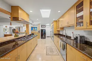 2631 E Beekman Pl, Phoenix, AZ 85016 - Photo 12