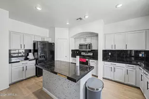 9204 West Riverside Avenue, Tolleson, AZ 85353 - Photo 16