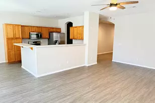212 S 124th Ave, Avondale, AZ 85323 - Photo 10