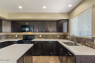 5709 E Gelding Dr, Scottsdale, AZ 85254 - Photo 16