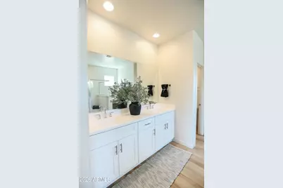 6533 N 15th Drive, Phoenix, AZ 85015 - Photo 14