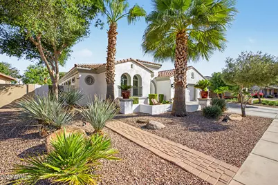 14817 W Escondido Drive N, Litchfield Park, AZ 85340 - Photo 10