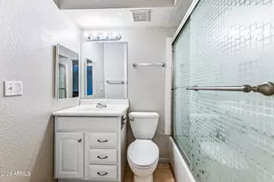 1560 W Sahuaro Dr, Phoenix, AZ 85029 - Photo 8