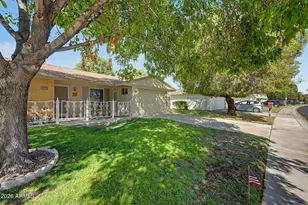 10206 W Forrester Dr, Sun City, AZ 85351 - Photo 2