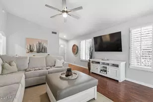 4007 W Rose Garden Ln, Glendale, AZ 85308 - Photo 4